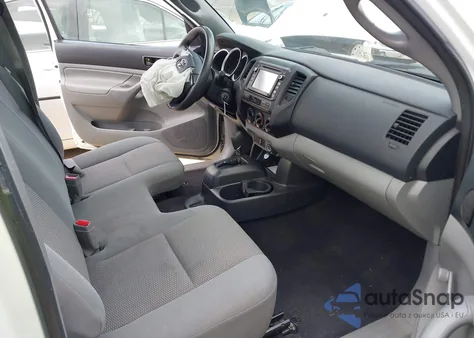 2014 Toyota Tacoma z USA, uszkodzony, nr VIN 5TFNX4CN9EX033139